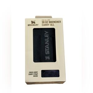 🆕 Stanley The All Day 30 Oz Quencher Carry-All